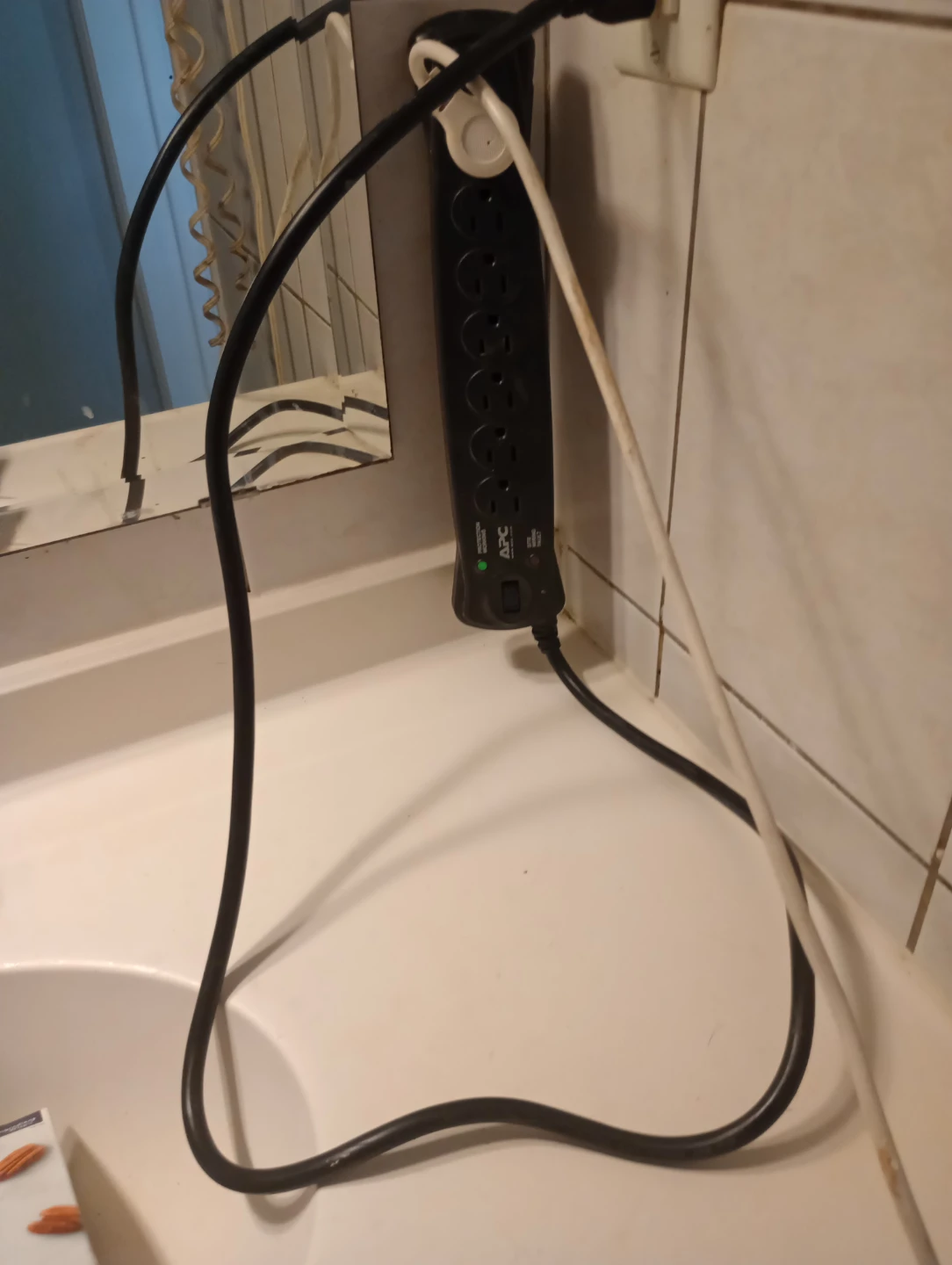 APC Surge Protector Power Strip