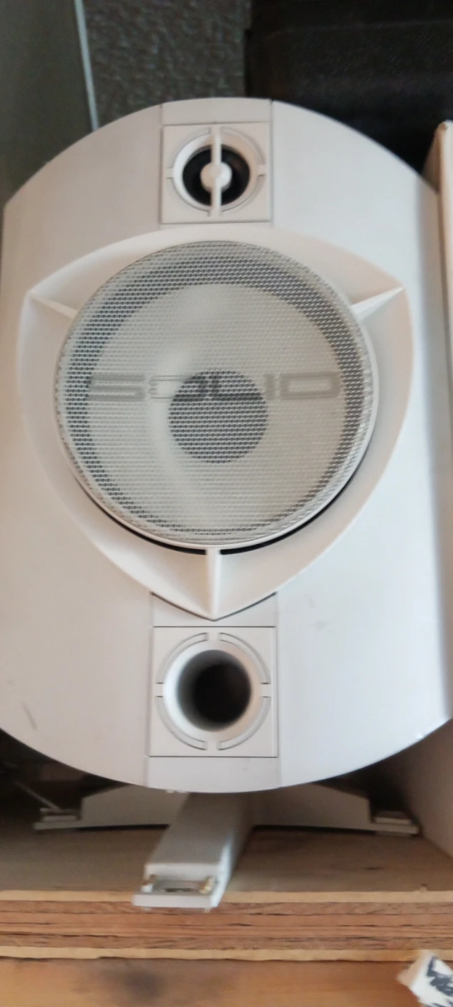 Solo speakers