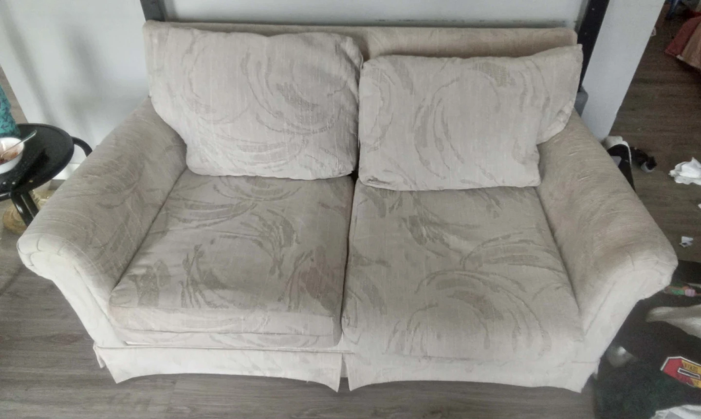 Cream Floral Loveseat Sofa - photo 4