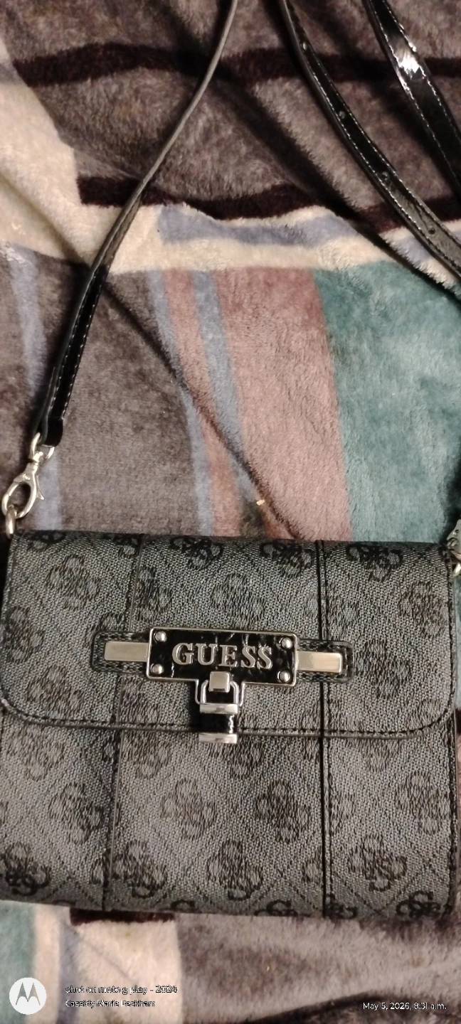 Guess Shoulder Bag