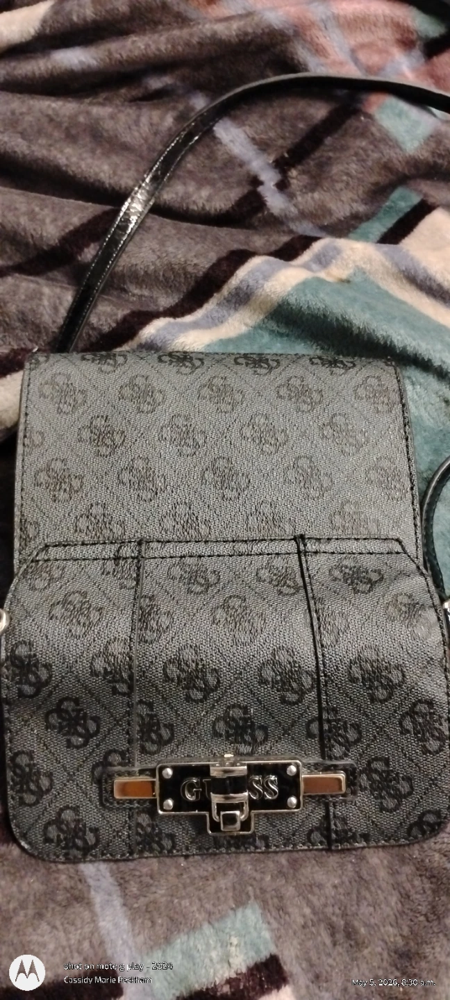 Guess Shoulder Bag - photo 3