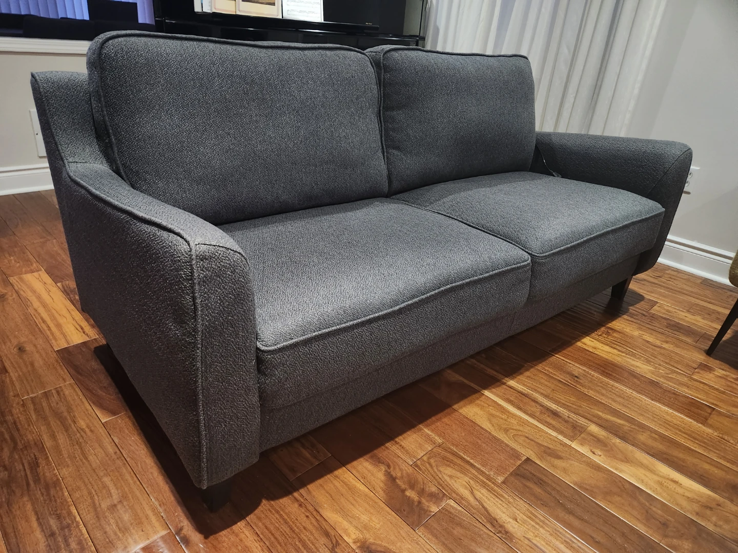 structube couch - photo 3