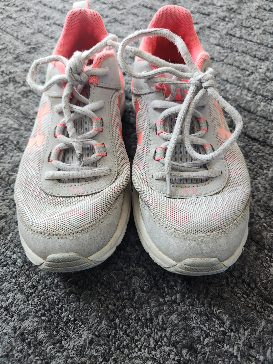Under Armour girl's Running Shoes Size 3.5Y - photo 2