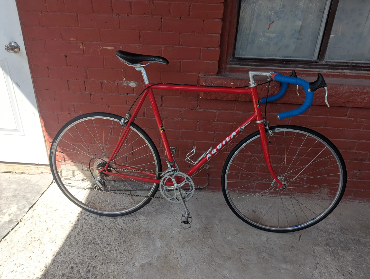 Vintage Aquila Road Bike – Shimano 600 Arabesque
