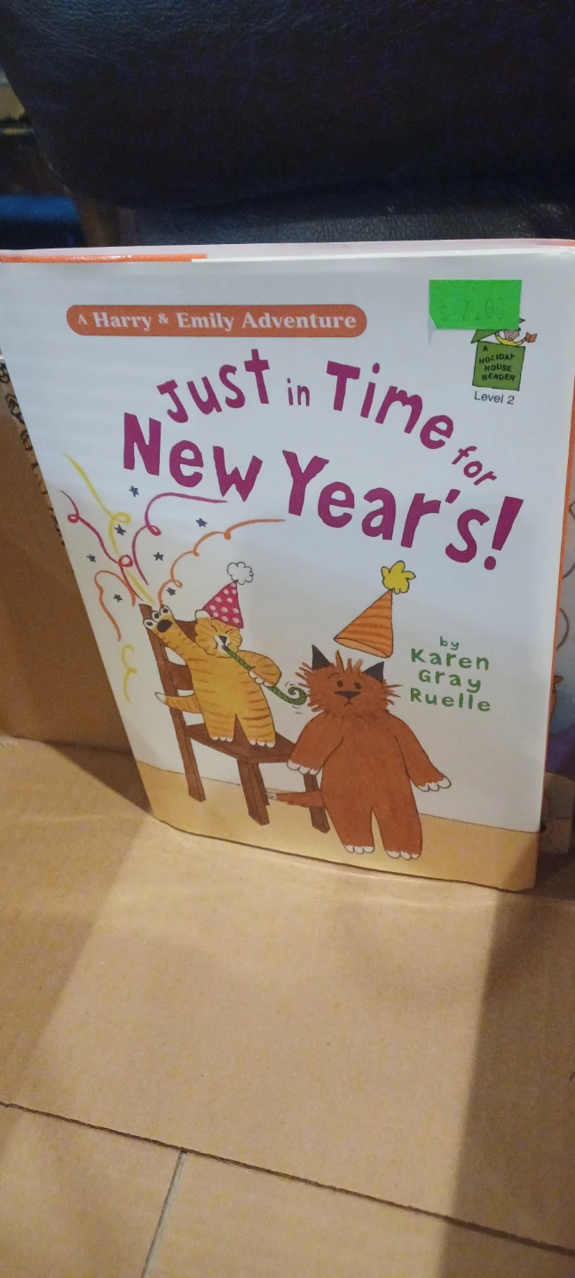 Box of children's books - photo 4