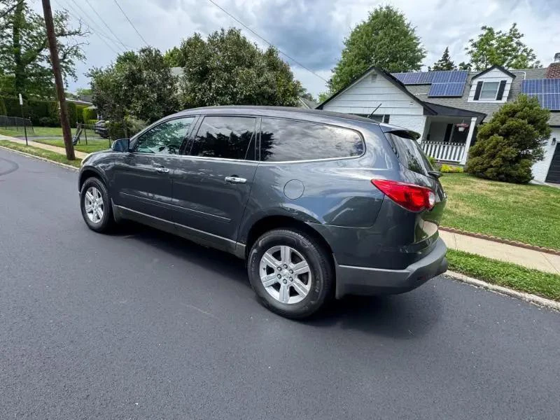 2012 CHEVROLET TRAVERSE AWD - photo 5