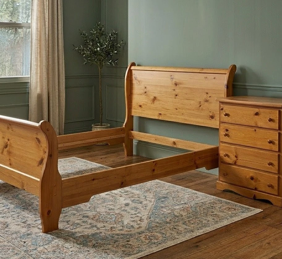 Queen Size Solid Wood Sleigh Bed Frame and Dresser Set.