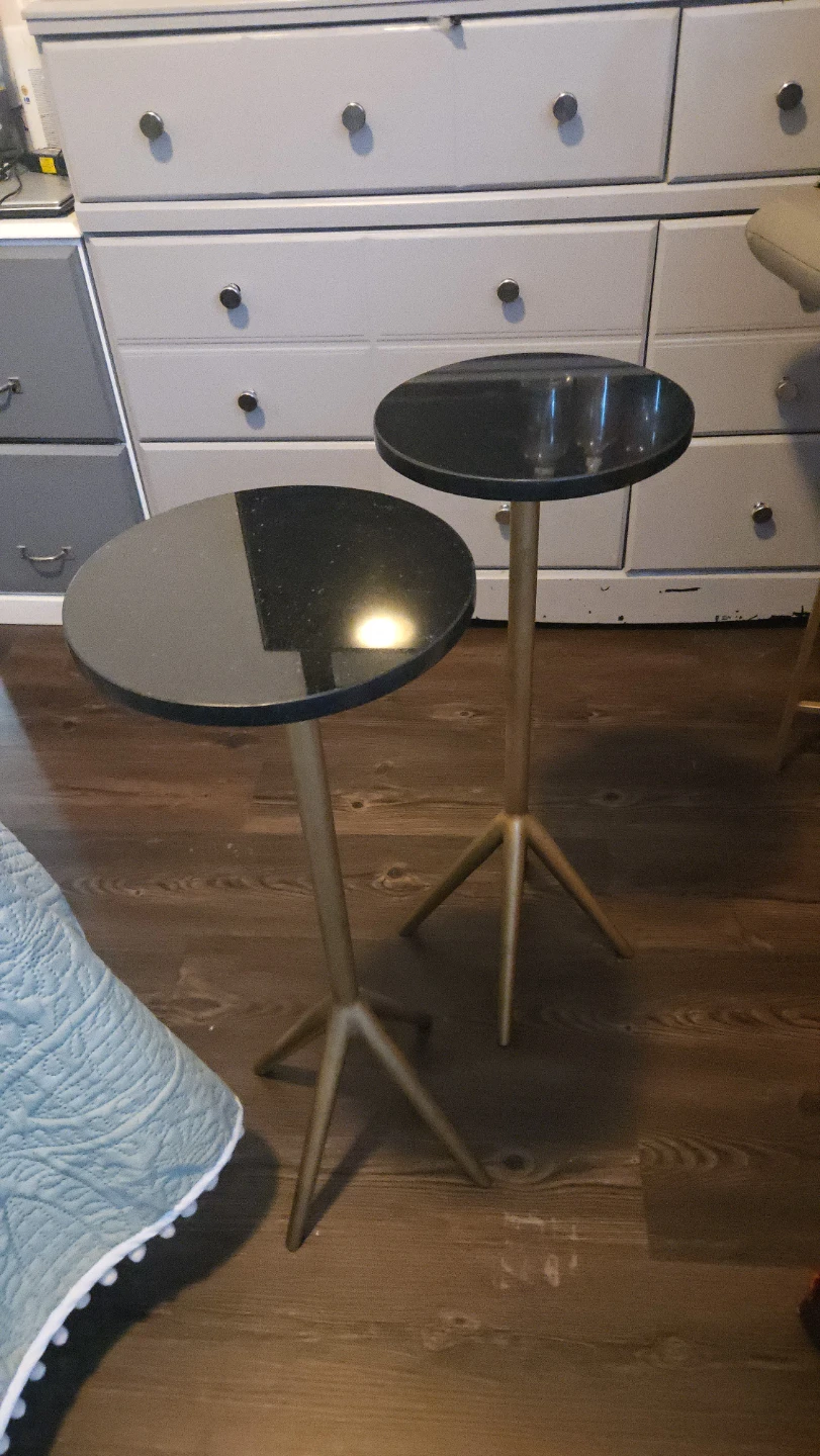 Set of 2 Black Round Accent Side Tables