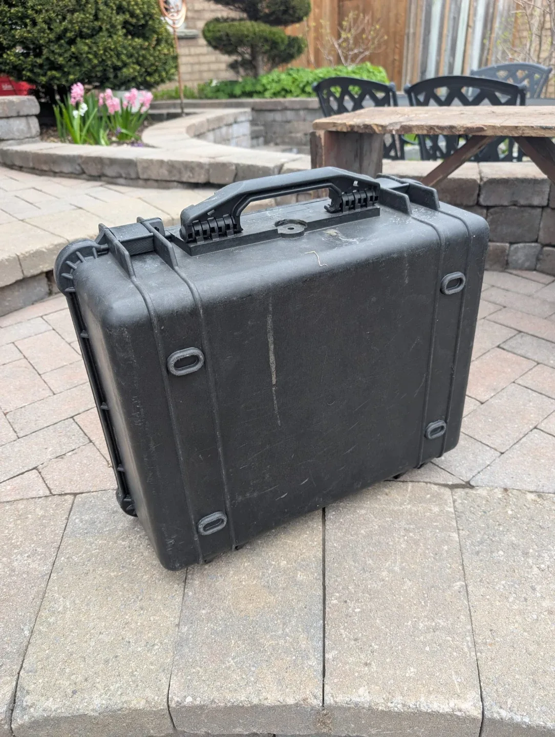 Pelican 1550 Hard Case with Foam - photo 2