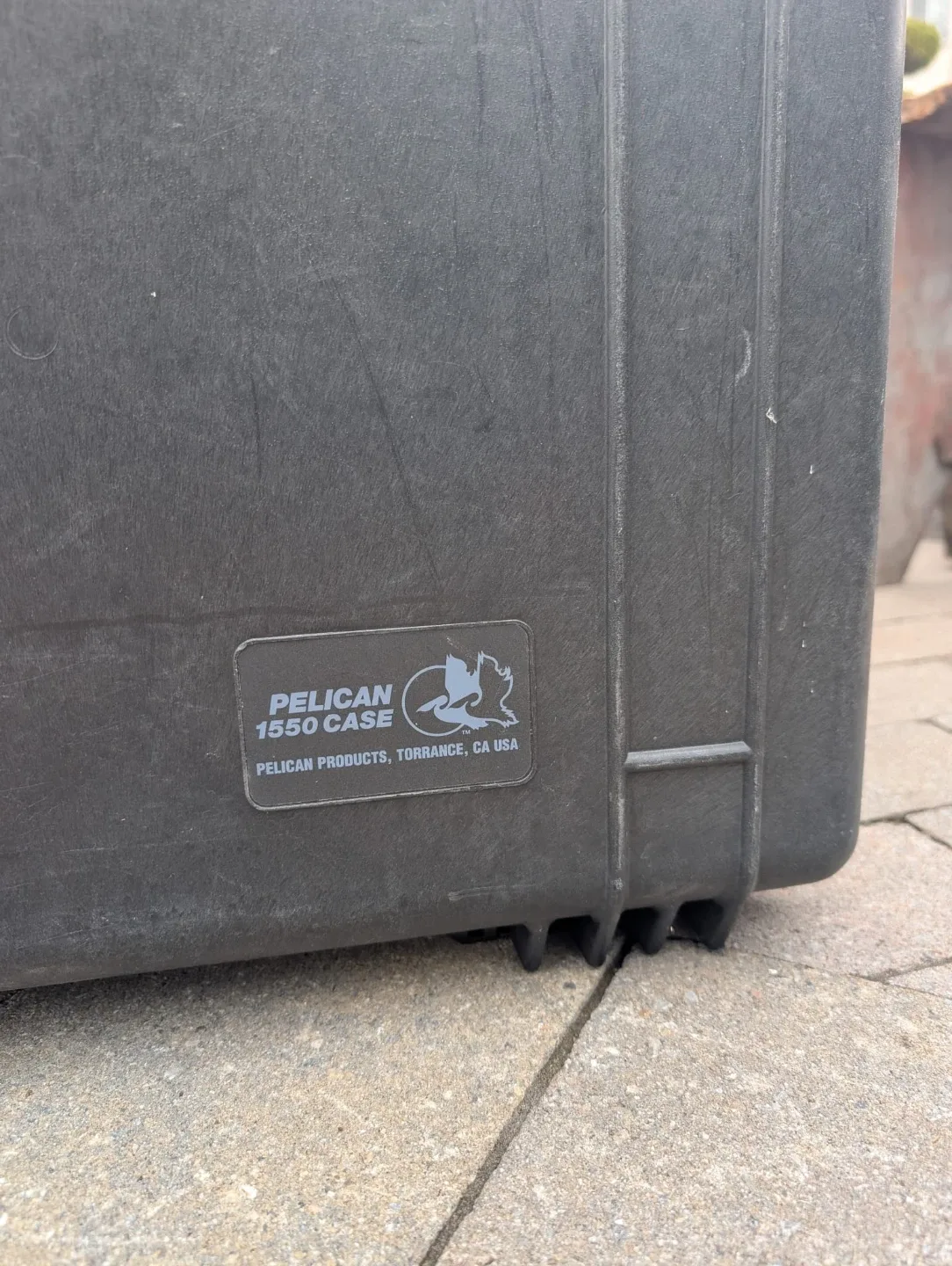 Pelican 1550 Hard Case with Foam - photo 5