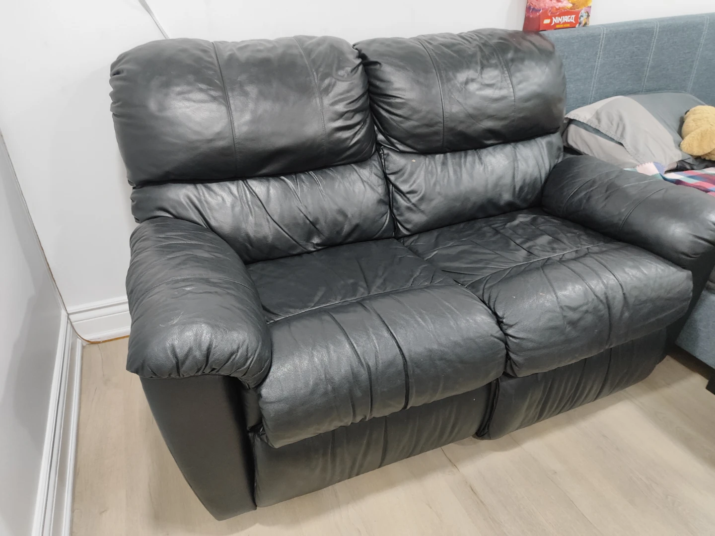 Black Leather sofa - photo 2