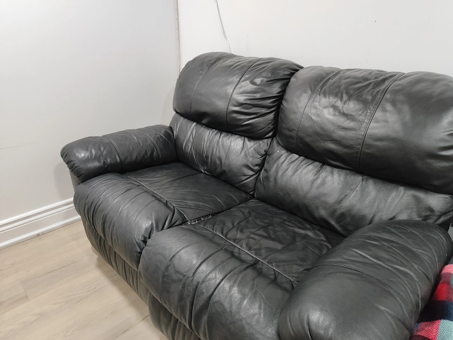 Black Leather sofa - photo 3