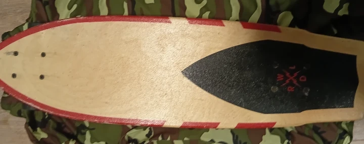 WRLD Skateboard