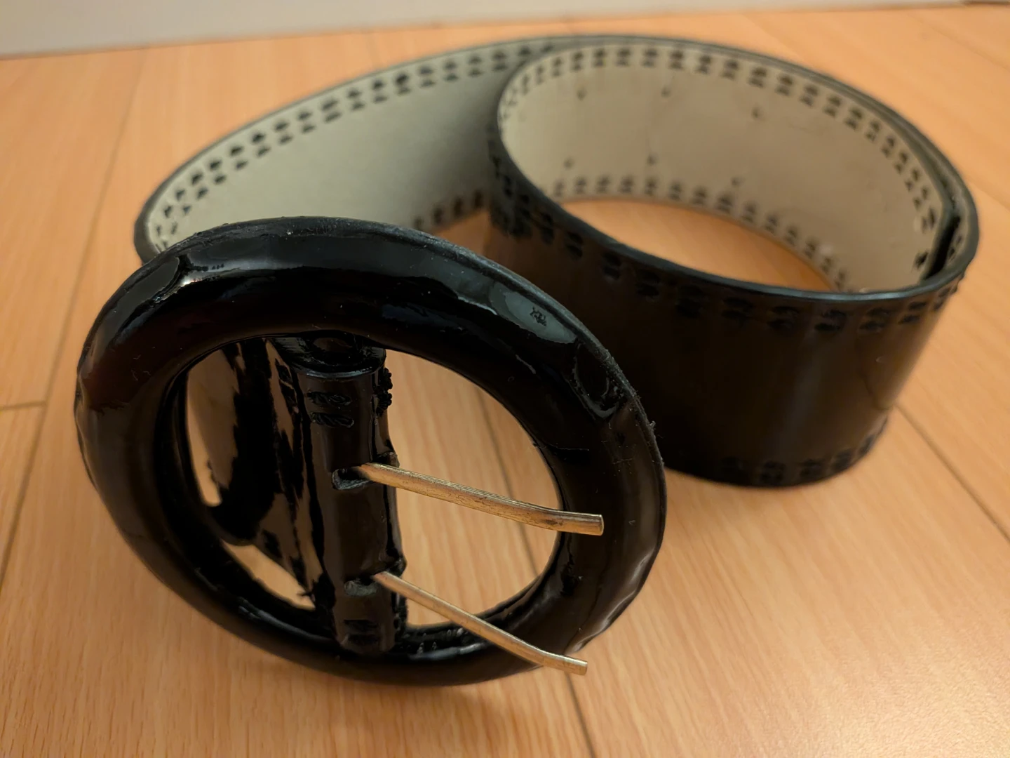 Black Patent Wide Fashion Belt with Round Buckle - photo 2