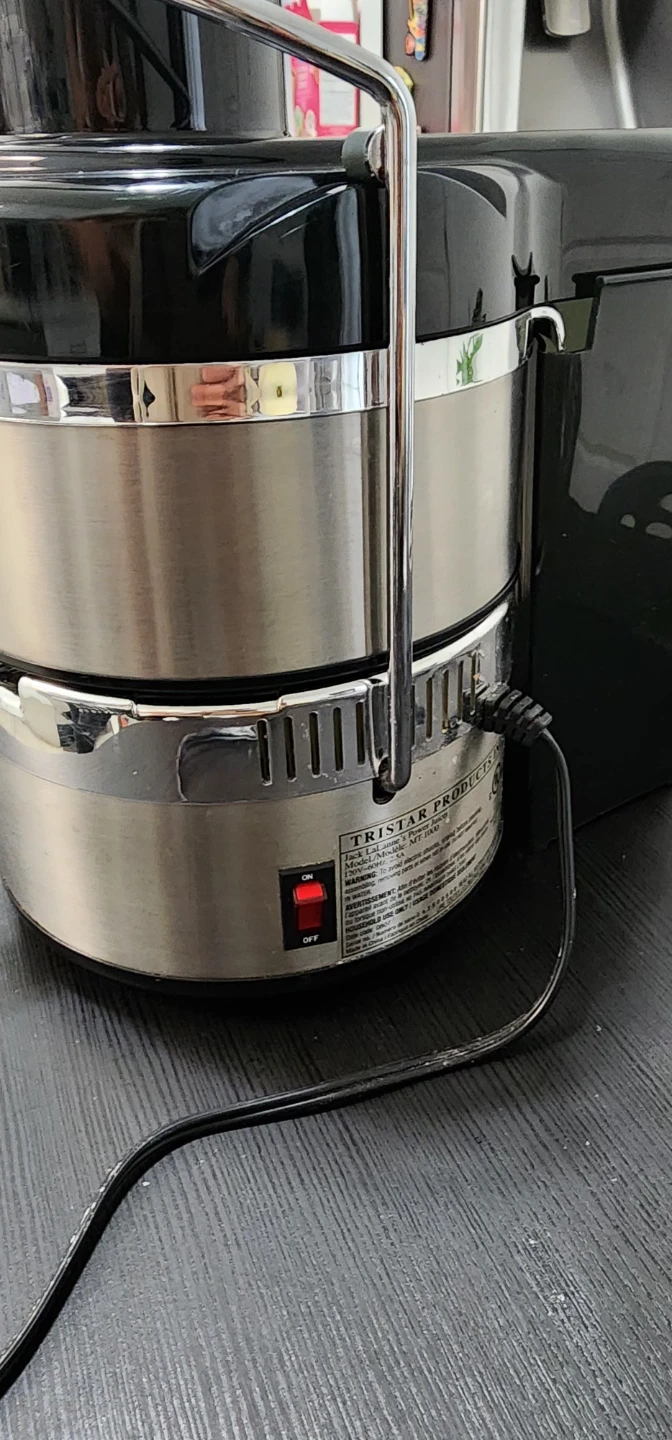 Jack LaLanne's Power Juicer - photo 4