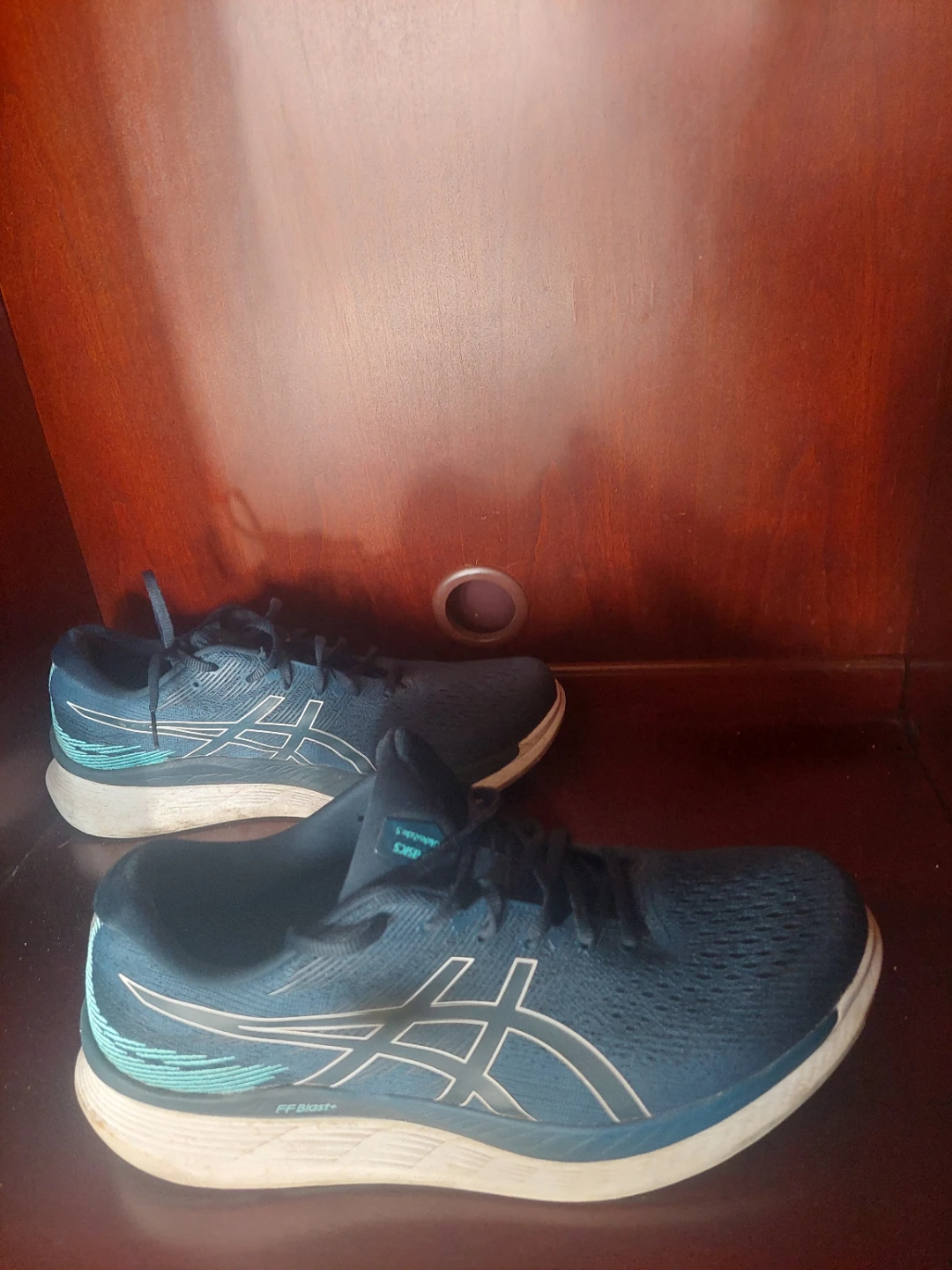 Asics Gel-Kayano 28 Running Shoes - Men's Size 10
