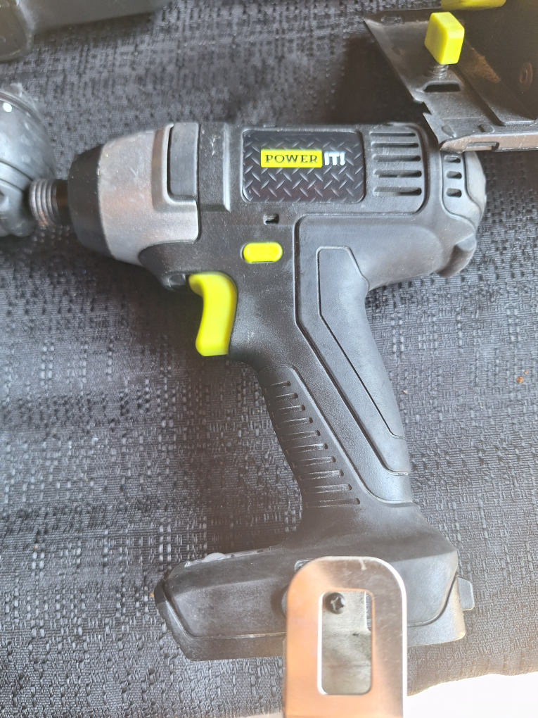 POWER IT 18V Cordless Drill and Reciprocating Saw Combo - photo 3