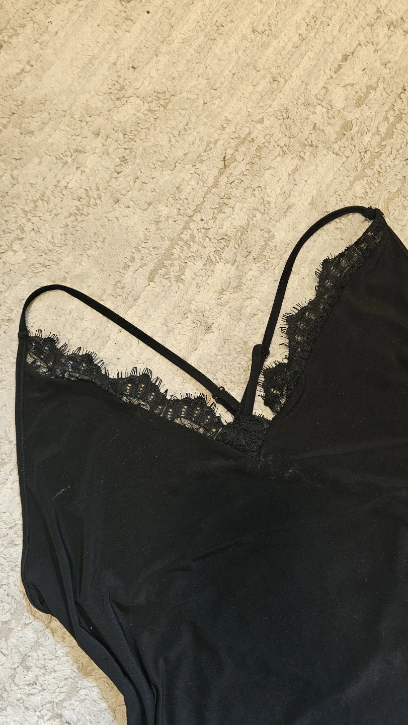 Black lace trim bodysuit - photo 2