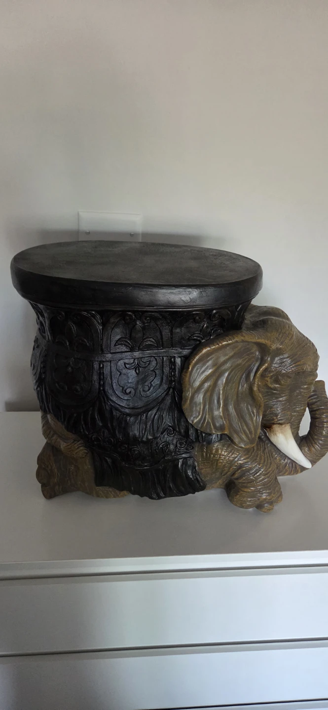 The Sultan's Elephant Sculptural Side Table by Design Toscano - photo 2