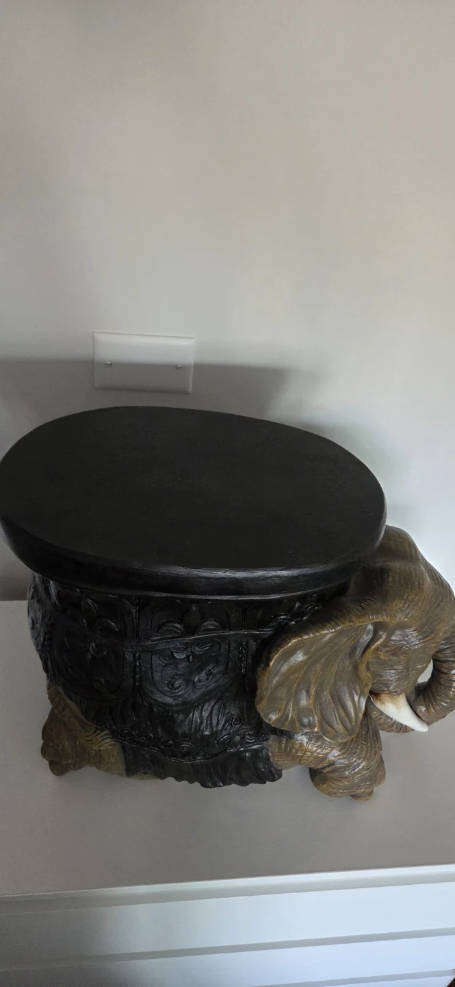 The Sultan's Elephant Sculptural Side Table by Design Toscano - photo 4