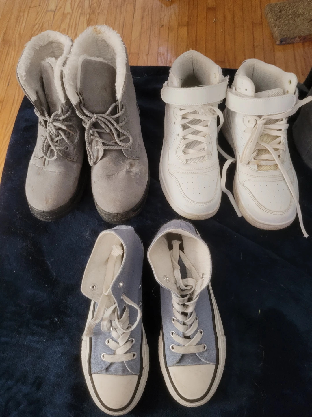 Used Women's Boots and Sneakers