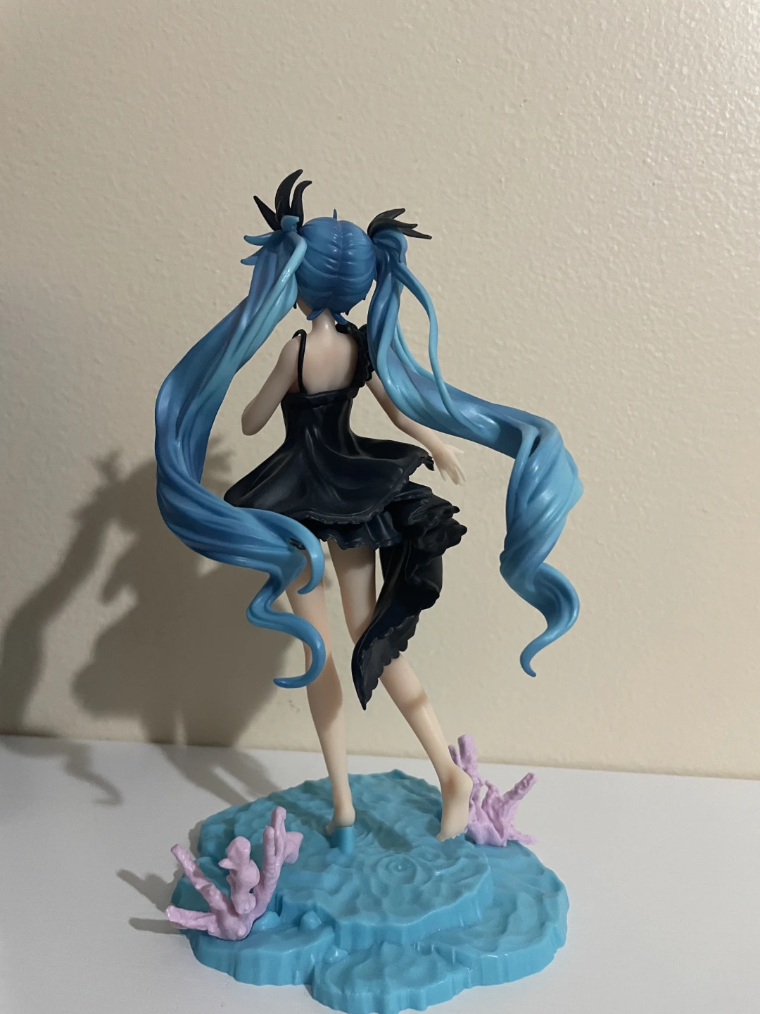 Authentic Hatsune Miku Deep Sea Girl Figure - photo 4