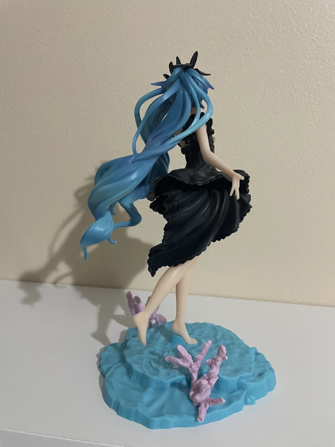 Authentic Hatsune Miku Deep Sea Girl Figure - photo 5