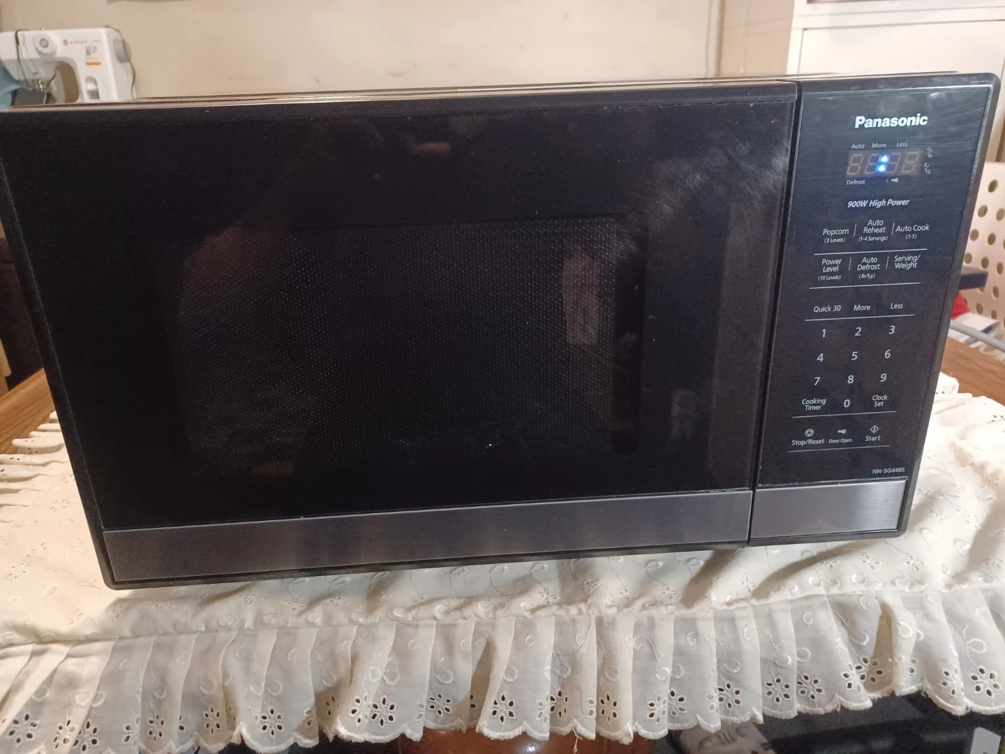 Panasonic 900W Microwave Oven NN-SG455
