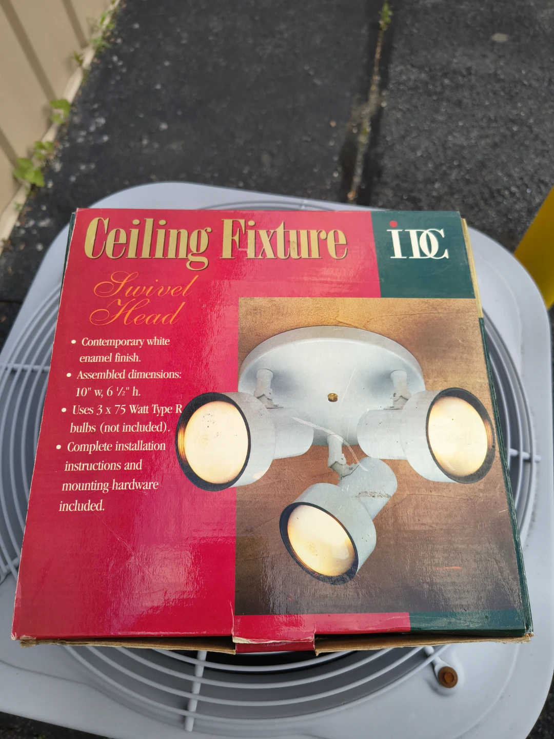 Ceiling fixture light