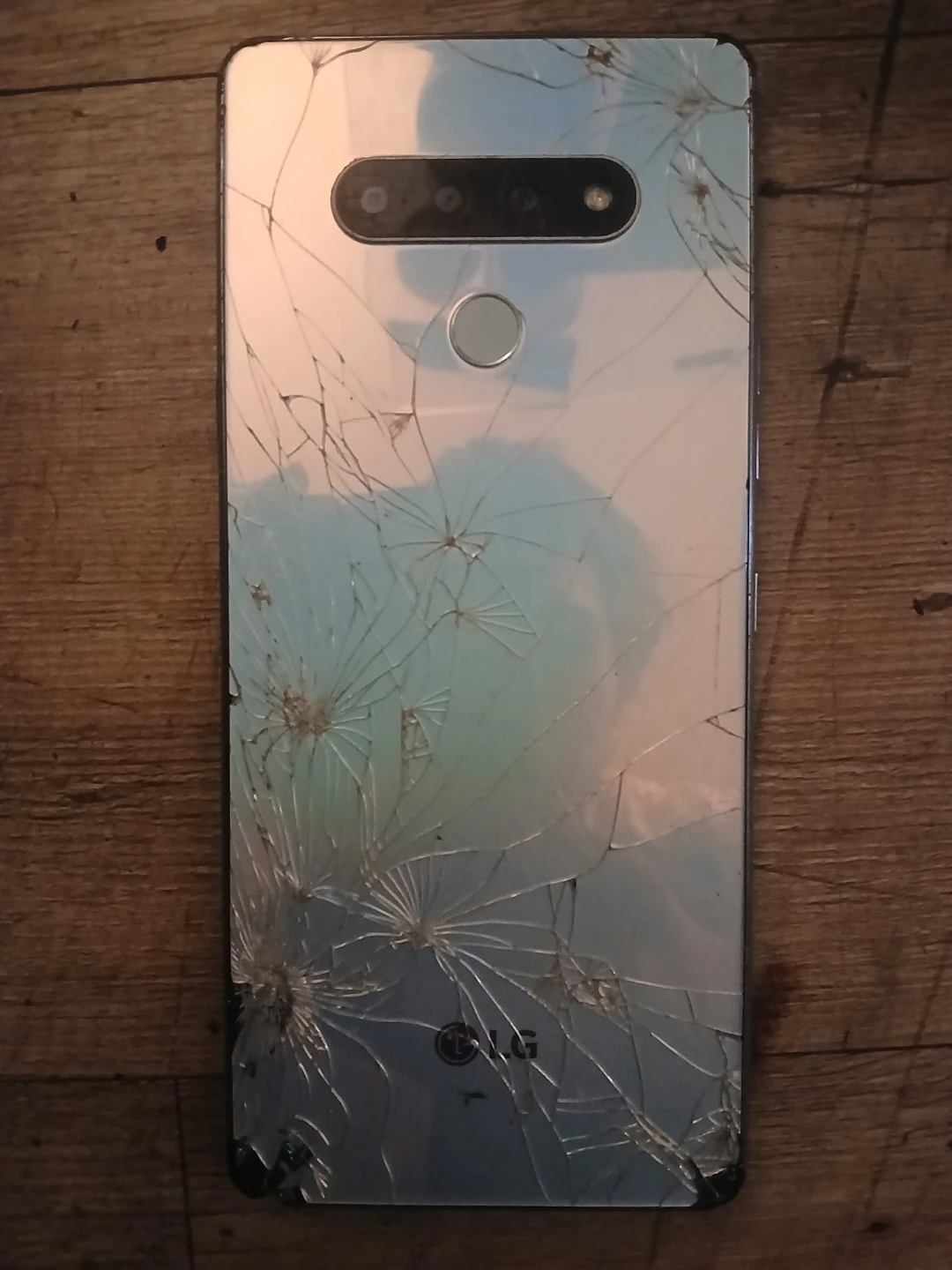 LG stylo 6 cracked unlocked - photo 2