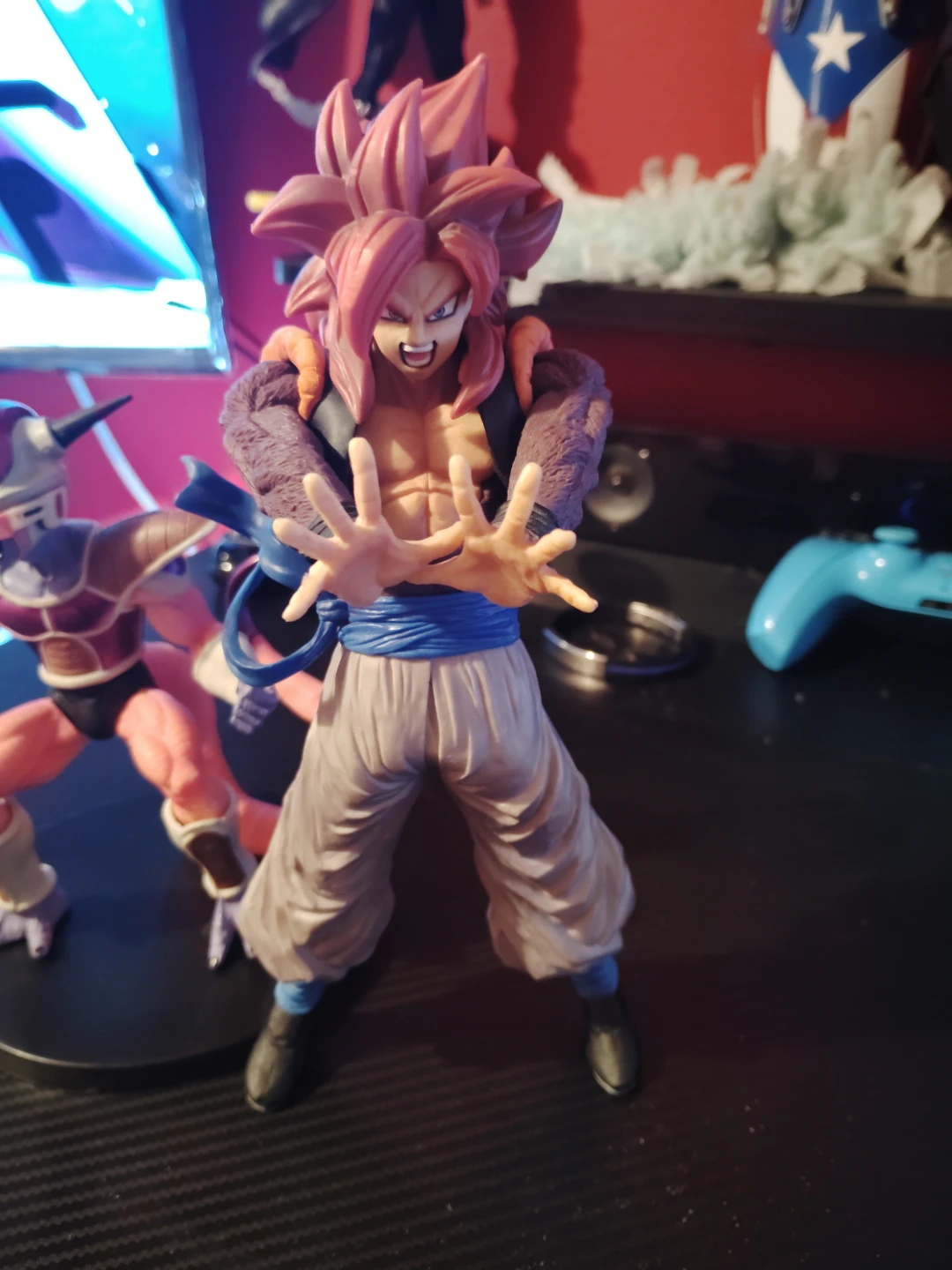 Dragon Ball Z Super Saiyan 4 Gogeta Figure