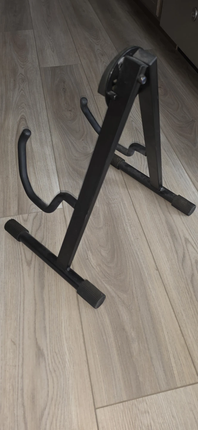 Quik Lok Guitar Stand