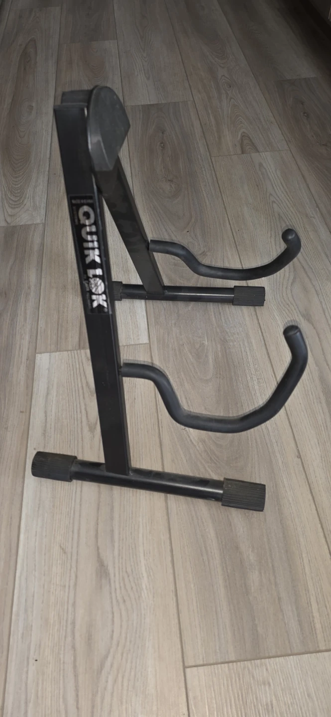 Quik Lok Guitar Stand - photo 2