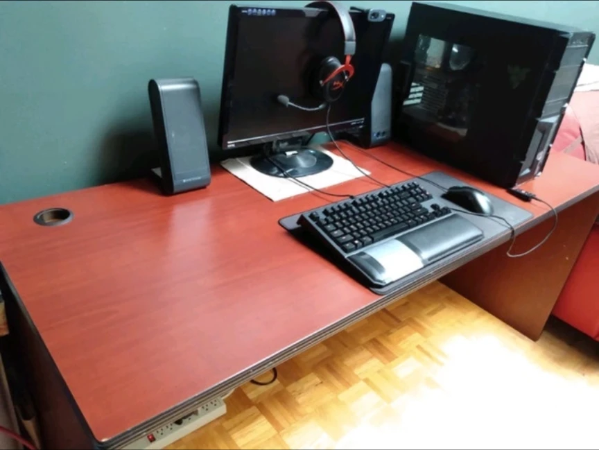 Large Office/home computer desk