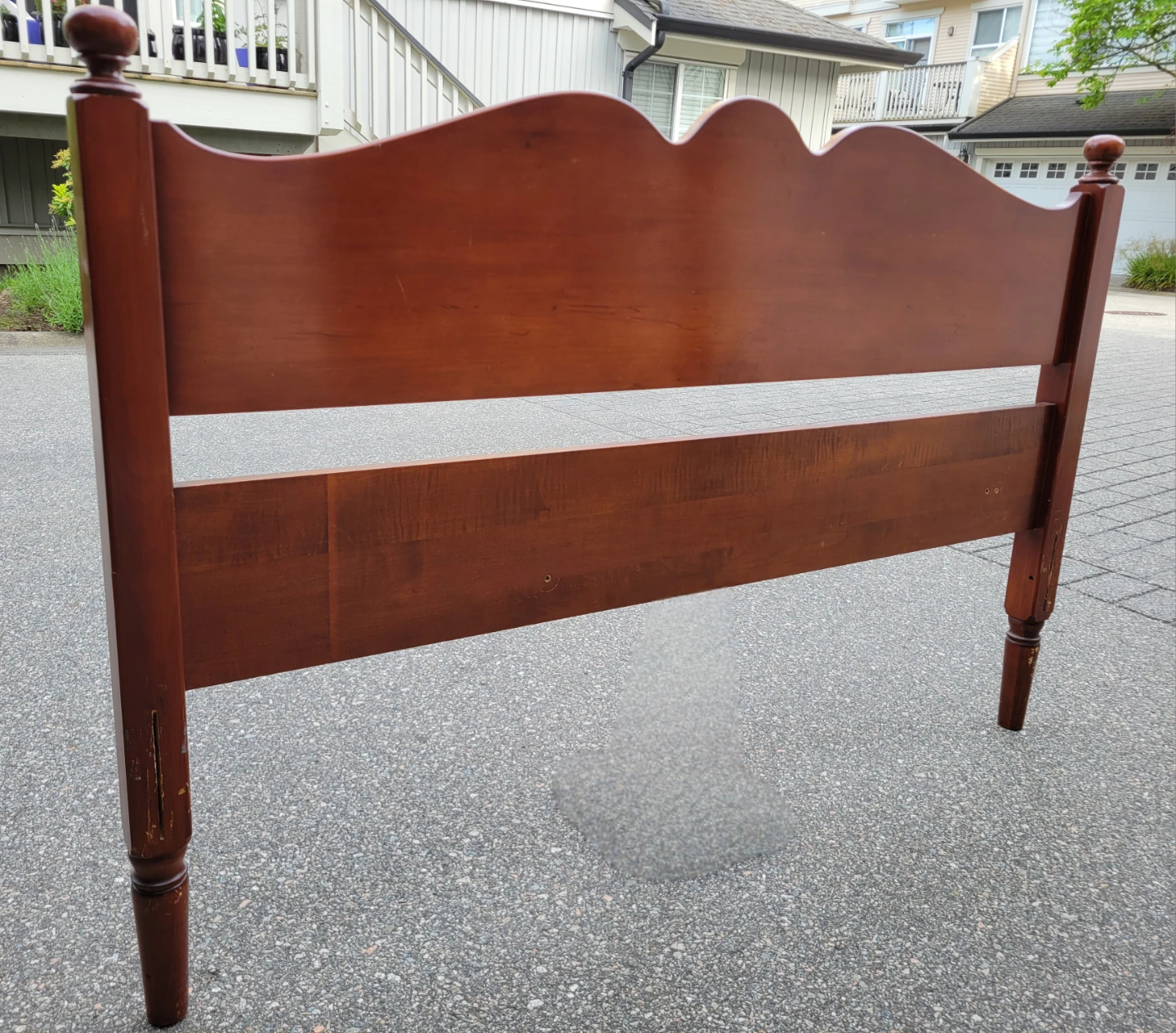 Very Nice, Very Vintage Wooden Headboard Double / Full Size.