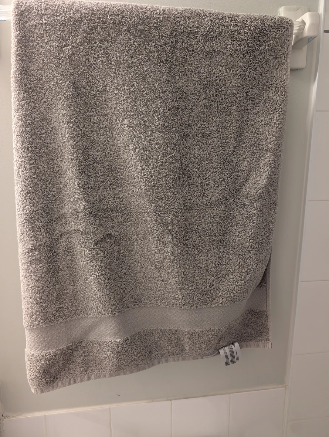 Serenity Home Collection Grey Bath Towel