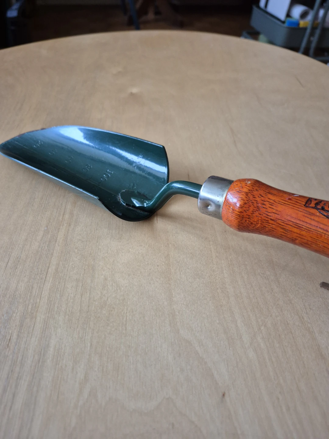Garden Trowel: top quality, strong, well made, solid wood handle - photo 5