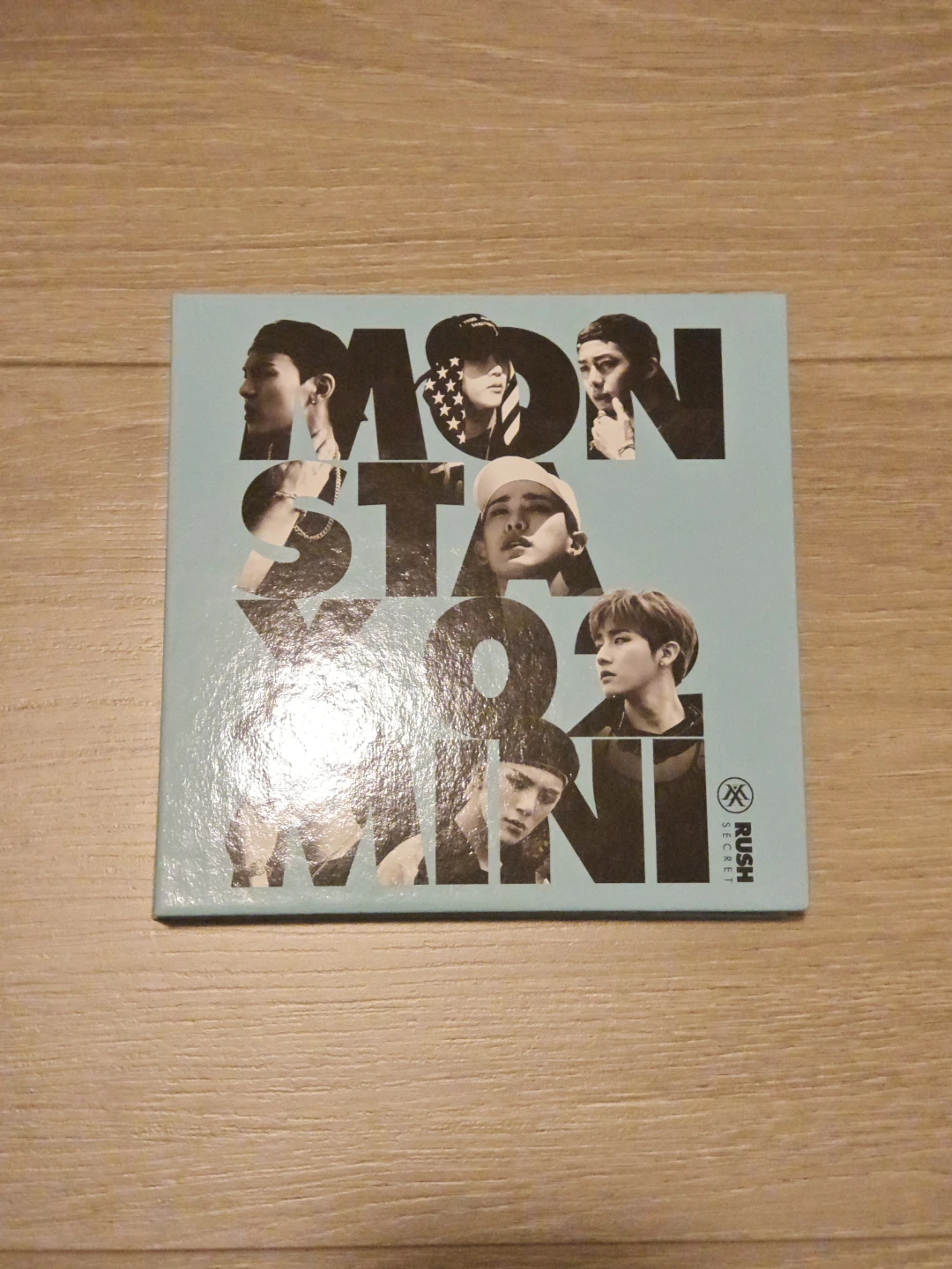 MONSTA X Rush Secret Album + Photocard