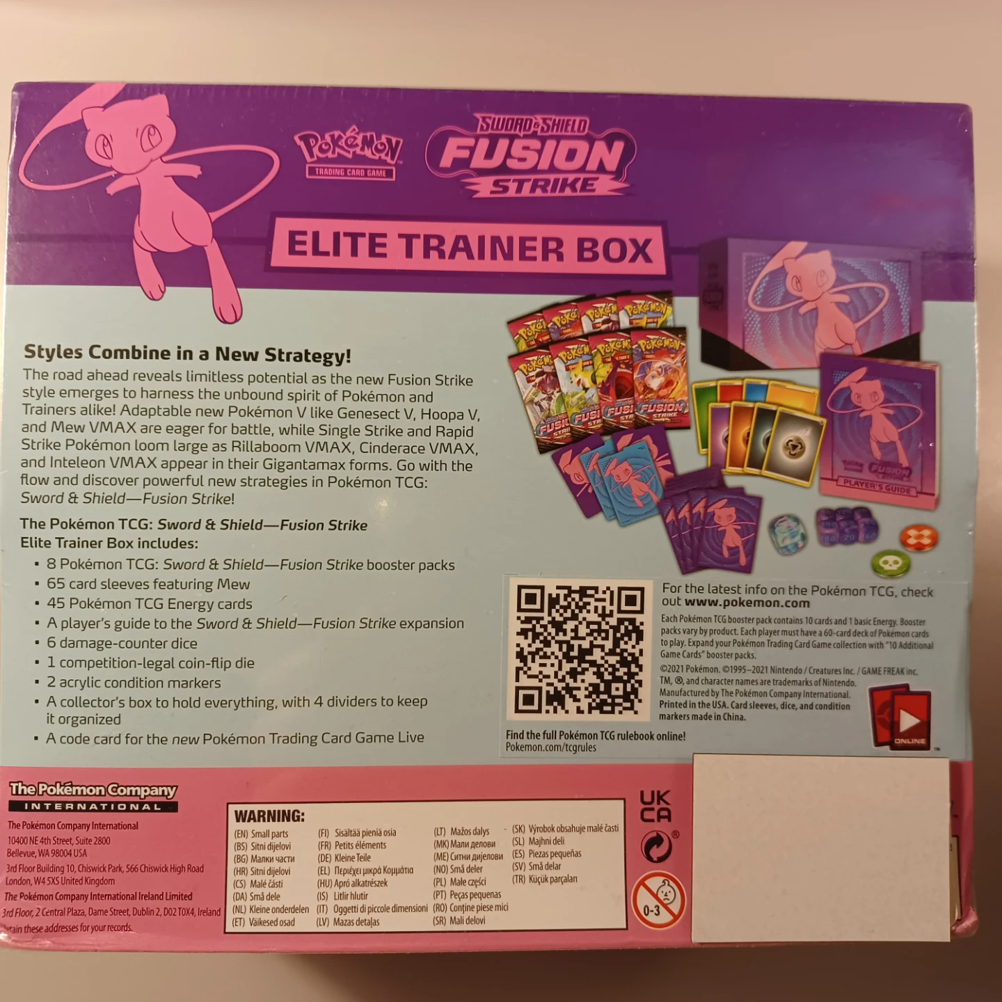Pokemon Sword & Shield Fusion Strike Elite Trainer Box - photo 2