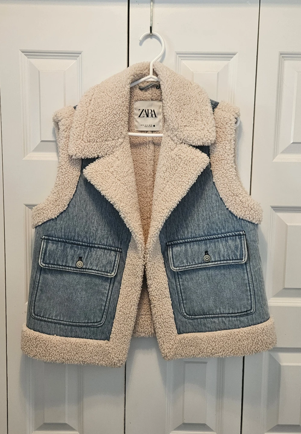 Zara sherpa vest