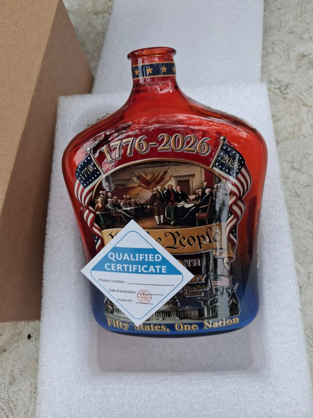 1776-2026 "We the People" 250th Anniversary Commemorative Bottle - photo 2