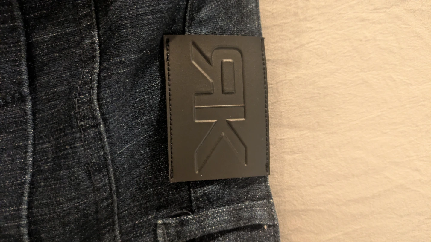 Studio Mode Women's Dark Wash Jeans - photo 3