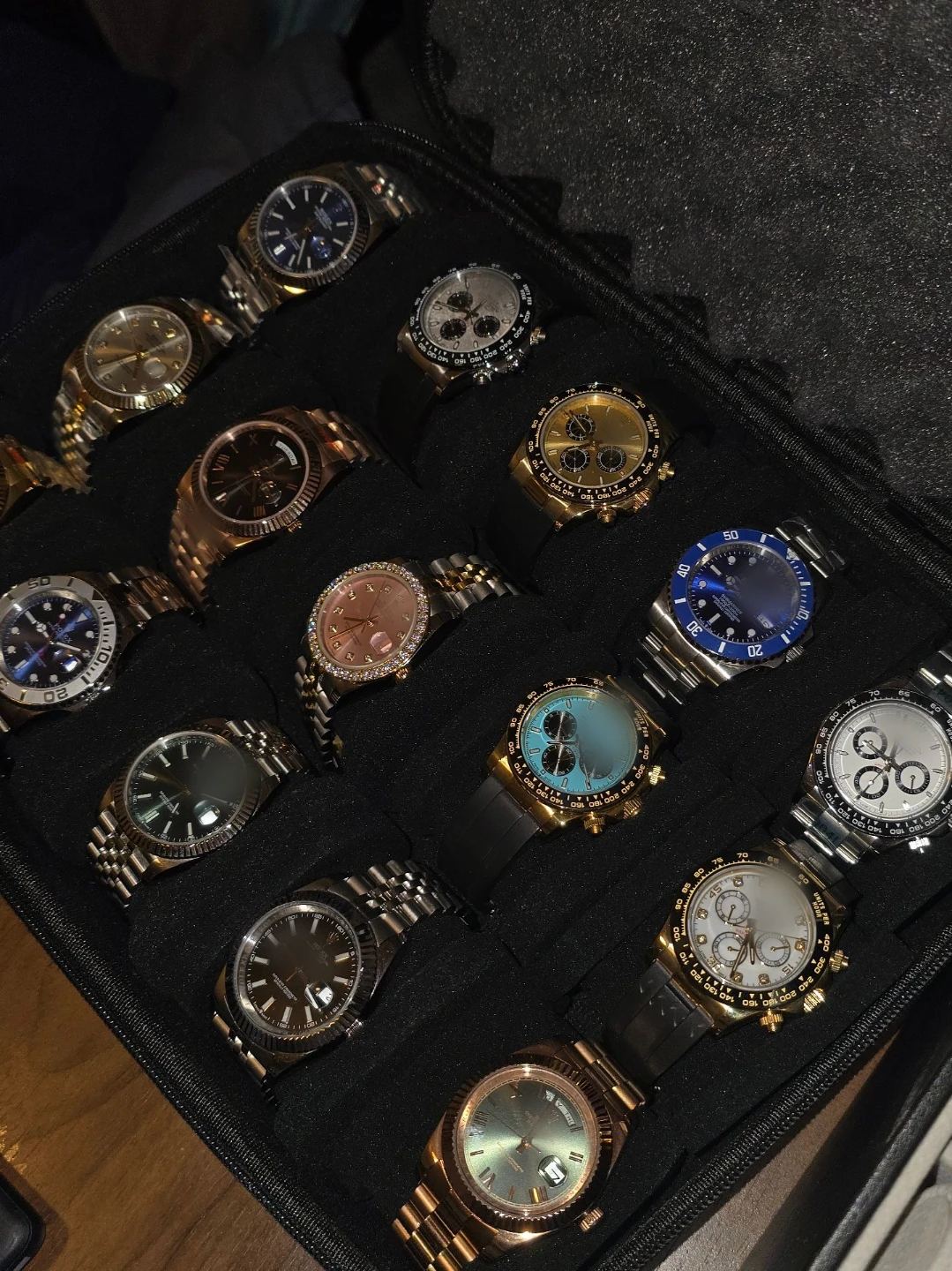 Mens luxury watches for sale comes with box and papers - photo 3