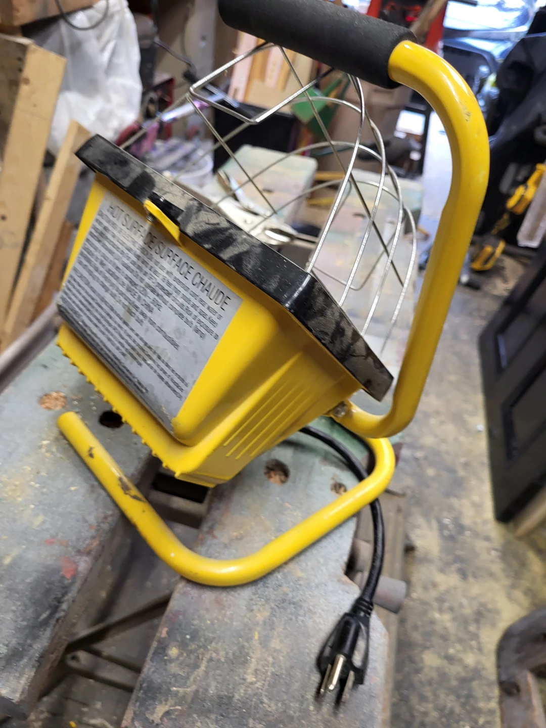 Yellow Work Light Tool - photo 3