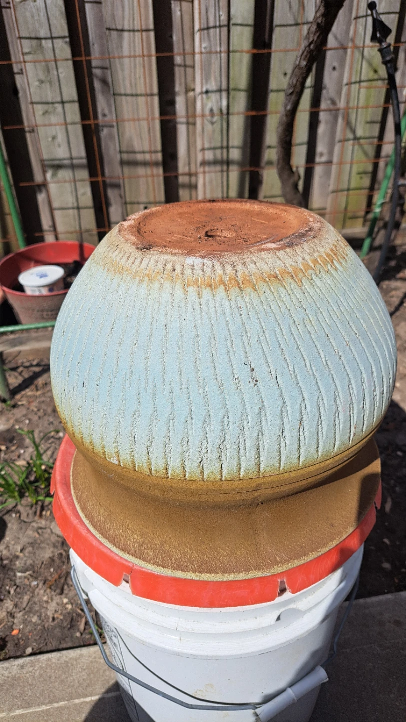 Large Textured Ceramic Planter Pot - photo 3