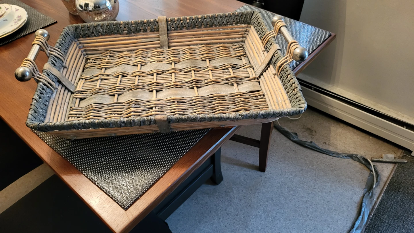 Woven serving tray with handles - photo 2