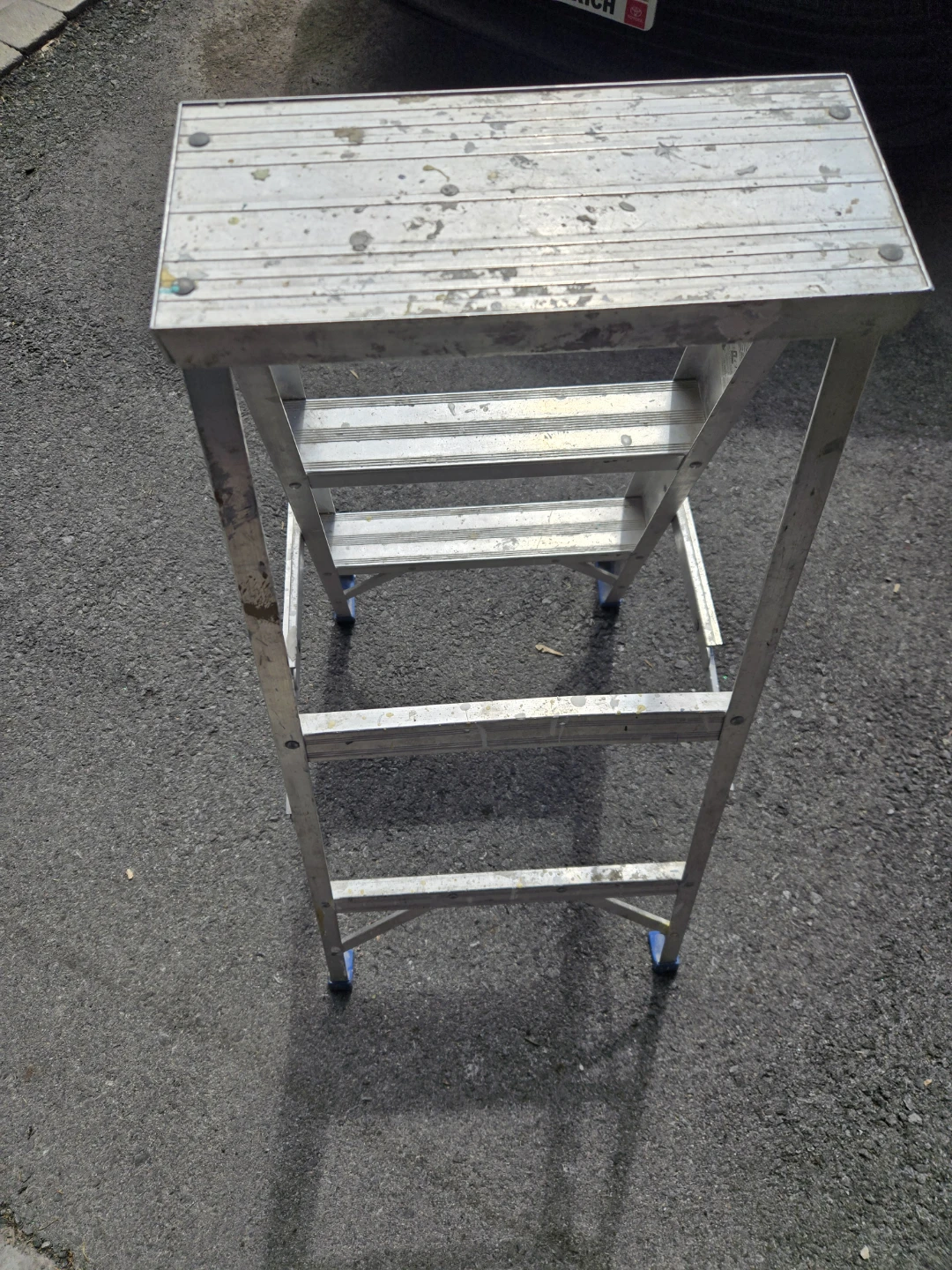 Aluminum Step Stool Ladder - photo 2