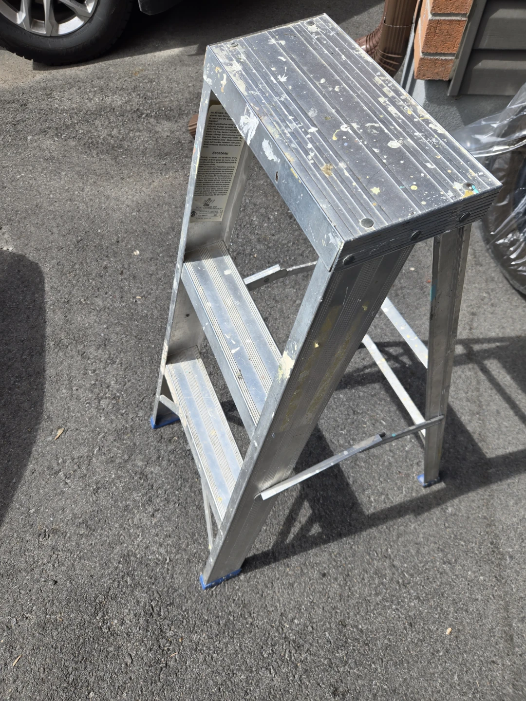 Aluminum Step Stool Ladder - photo 3