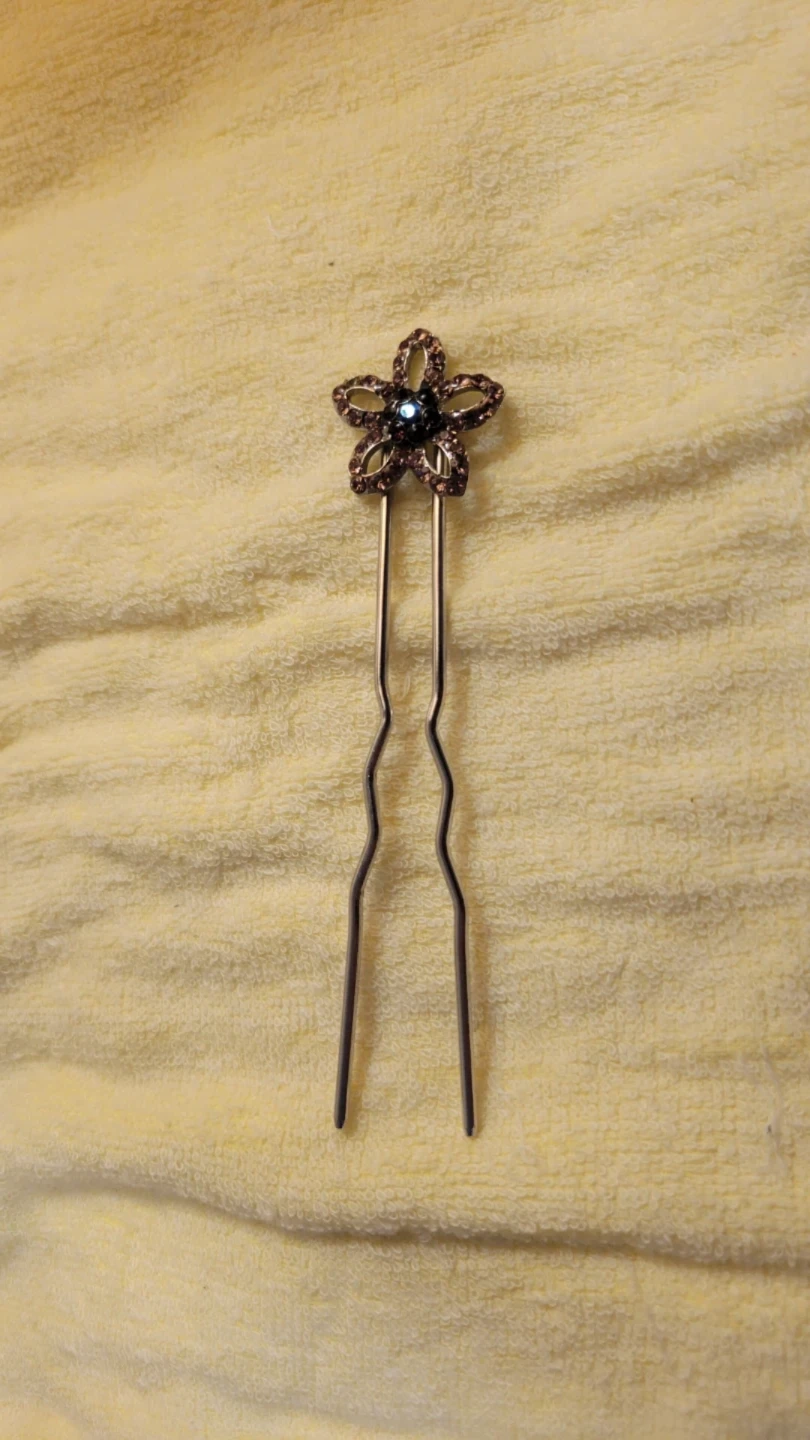 Rhinestone Flower Hair Pin - photo 3