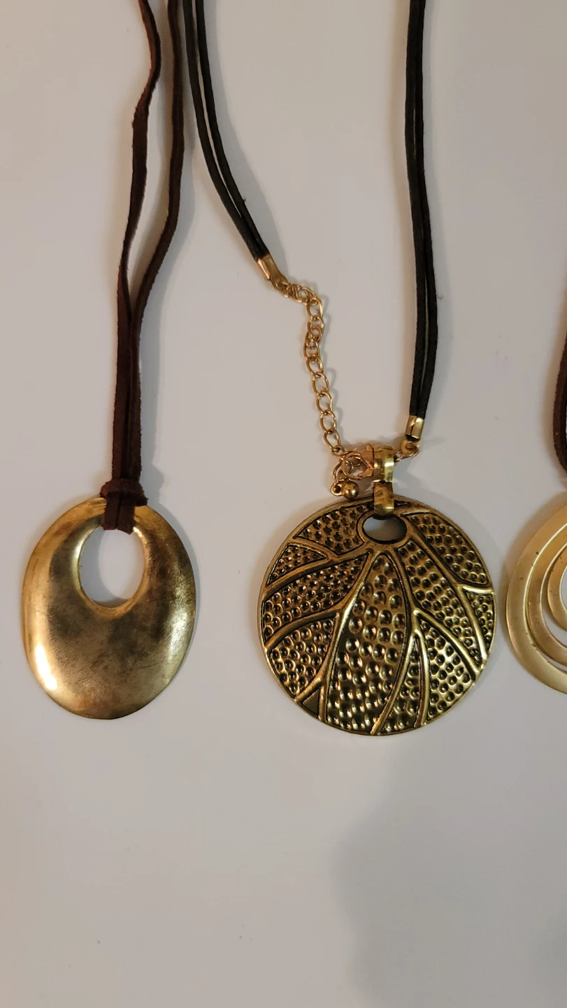 Set of 4 Assorted Pendant Necklaces(BB) - photo 2